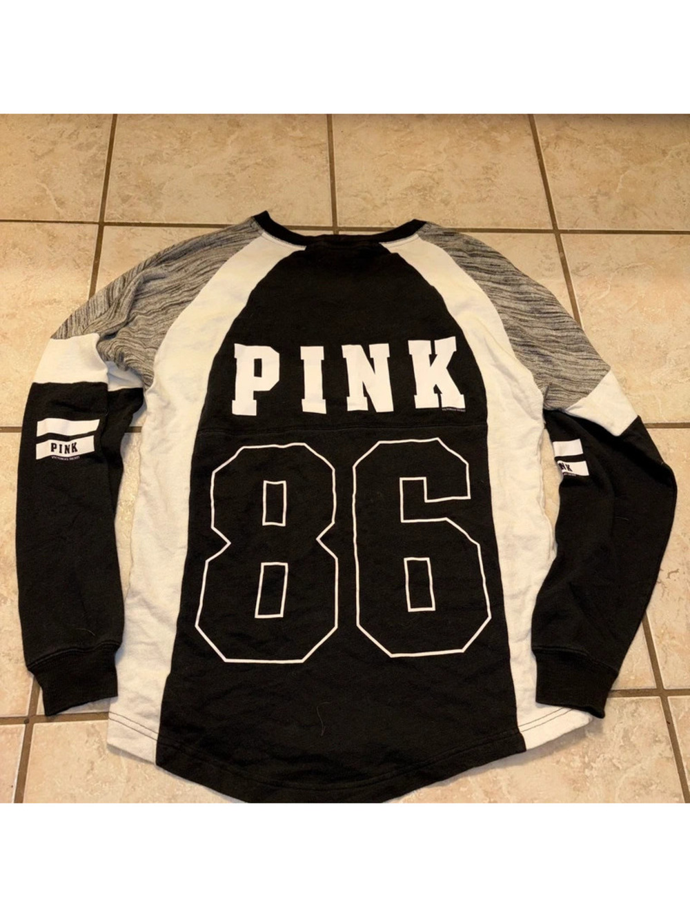 Victoria’s Secret Pink 2000’s Style Black Gray and White Long Sleeve